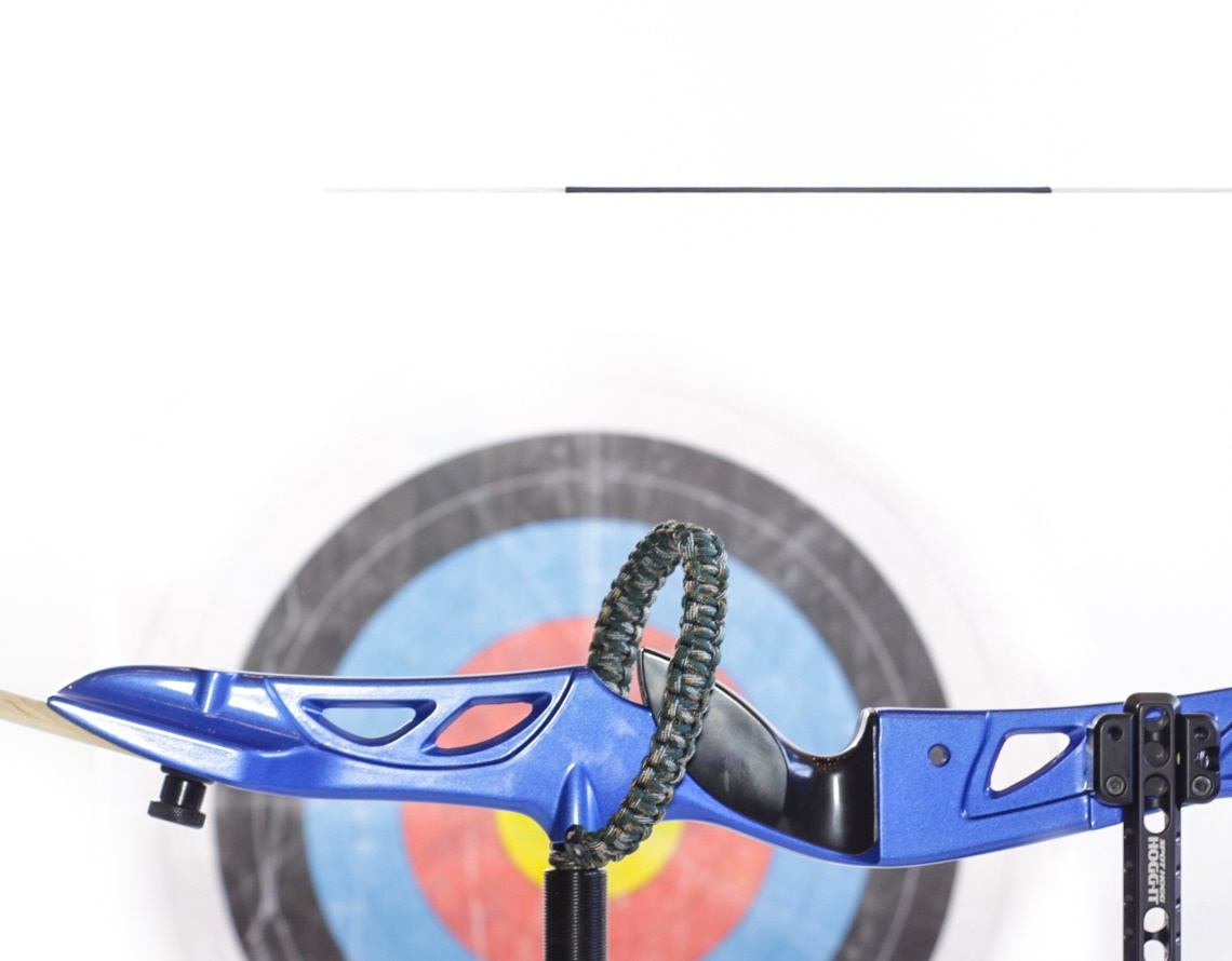 Лук рекурсивный  (Олимпик) 68" 38# (синяя рукоять, белые плечи)